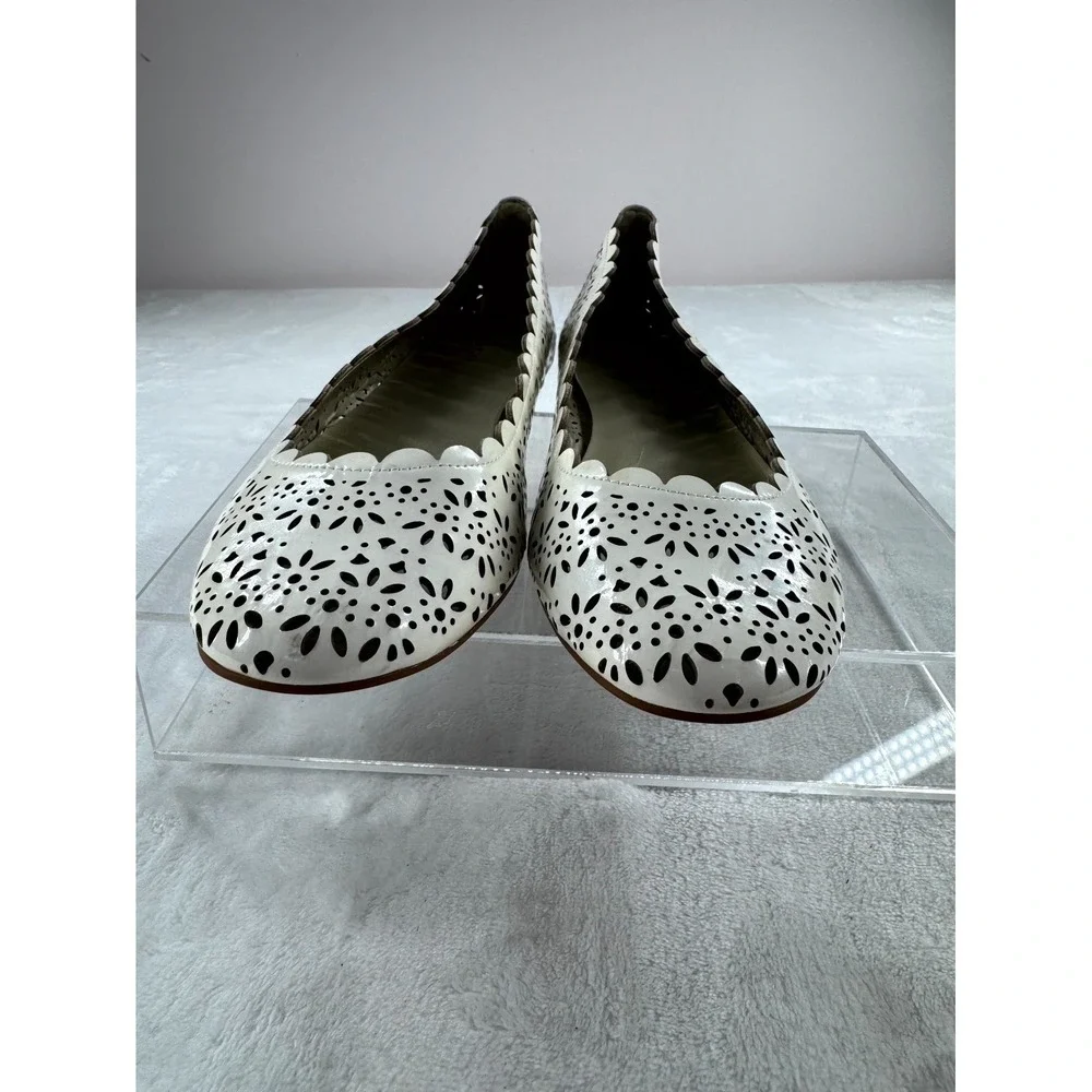 Coach Metallic Carsin Laser Cut Ballet Flats Women's 7.5b White Floral Round Toe